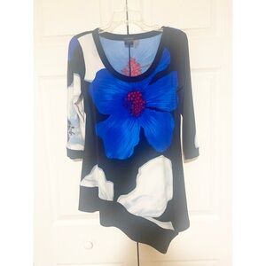 Eva Varro Black and Blue Floral Tunic Medium